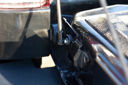 Rough Country Tailgate Assist | Ford F-250/F-350 Super Duty 2WD/4WD (1999-2016) by Rough Country