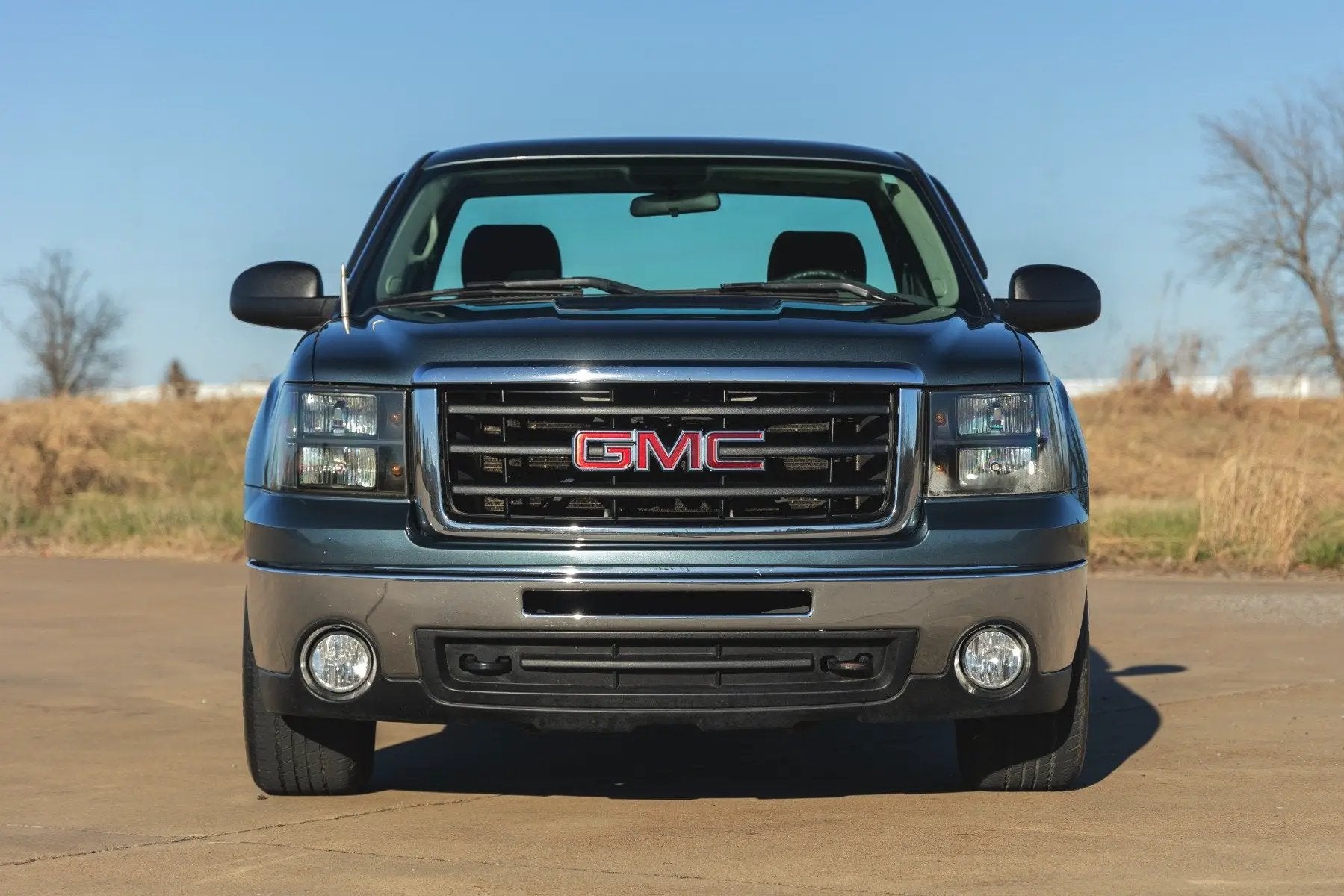 Rough Country 2 Inch Lowering Kit | 4 Inch Rear Lowering | M1 | Chevy/GMC 1500 (14-18 & Classic) by Rough Country