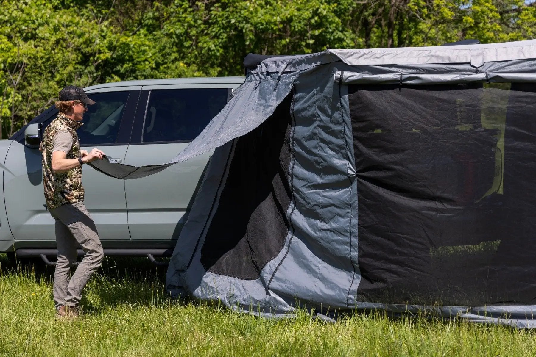 Rough Country 270 Degree Awning Wall Enclosure by Rough Country