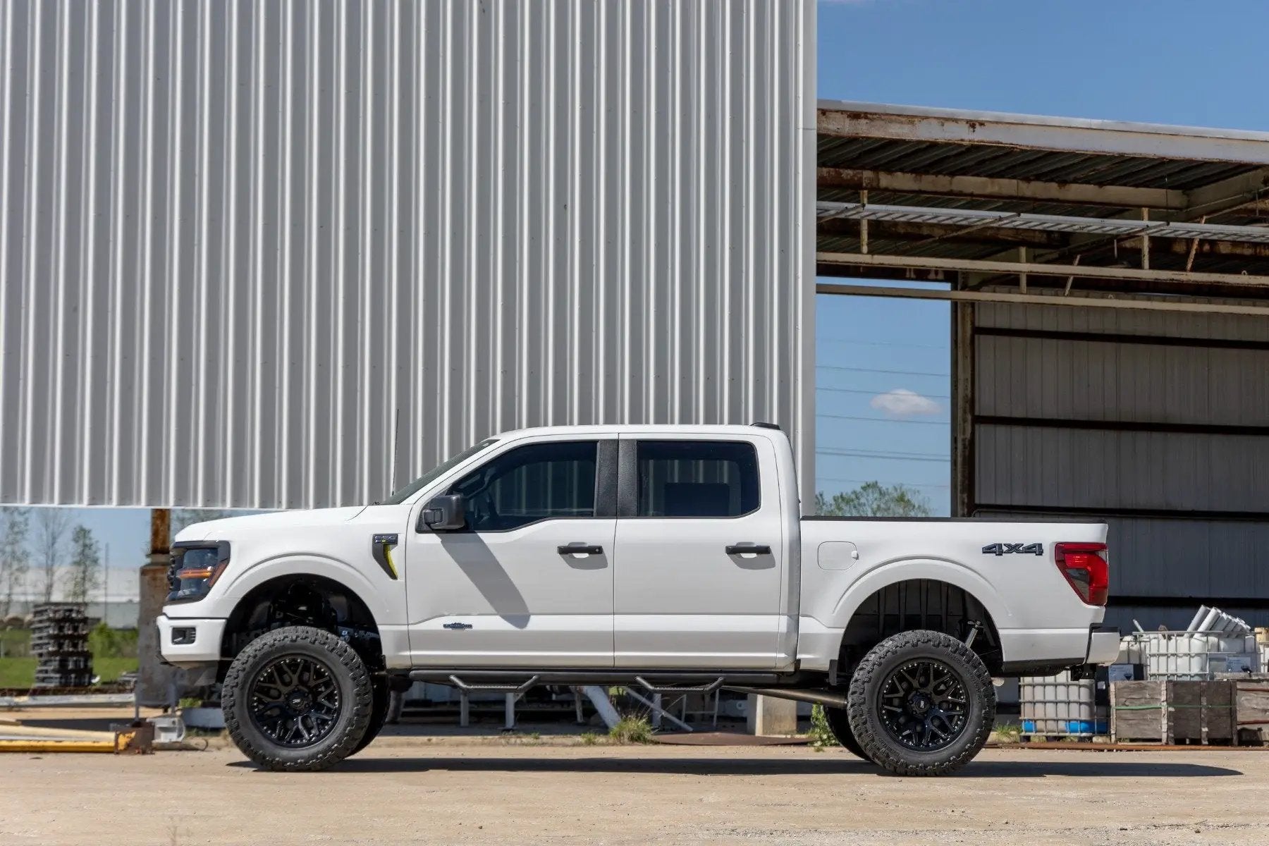 Rough Country 6 Inch Lift Kit | M1 Struts/M1 | Ford F-150 4WD (2021-2025) by Rough Country