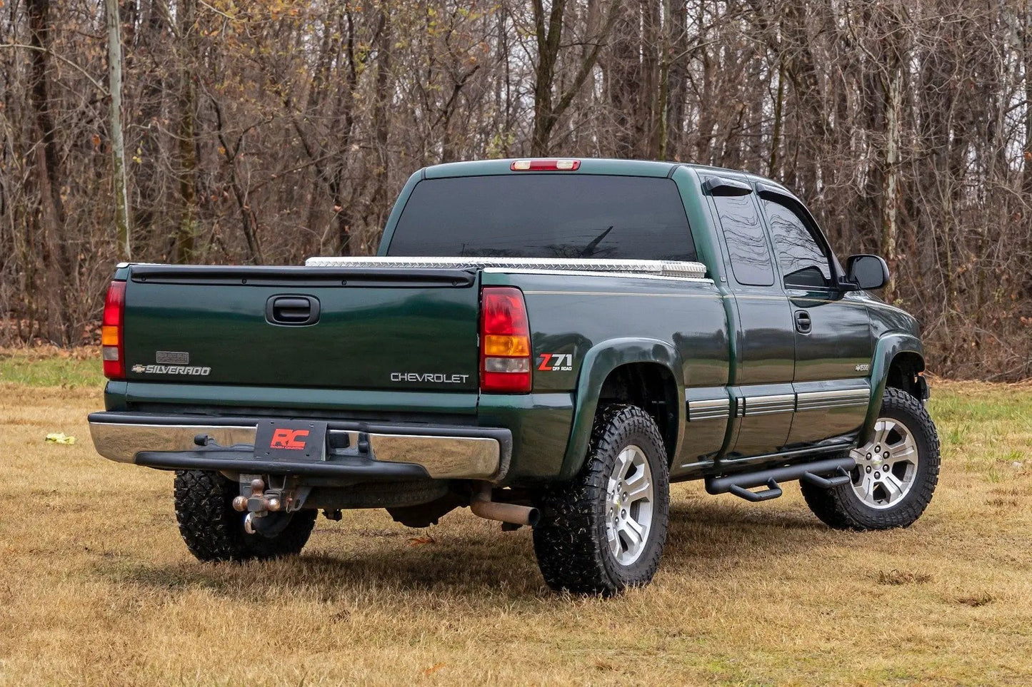 Rough Country Nerf Steps | Cab Length | Chevy/GMC 1500/2500HD (99-06 & Classic) by Rough Country
