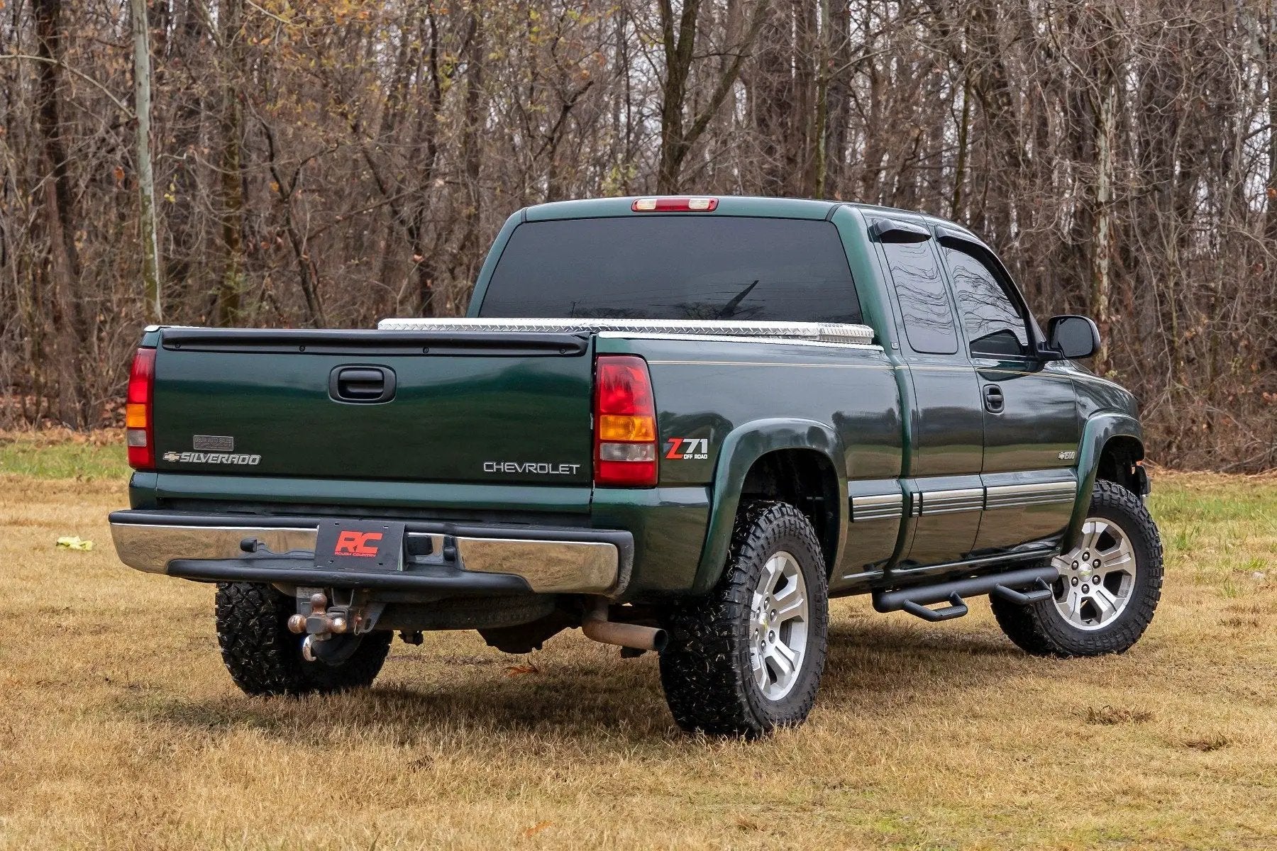 Rough Country Nerf Steps | Cab Length | Chevy/GMC 1500/2500HD (99-06 & Classic) by Rough Country