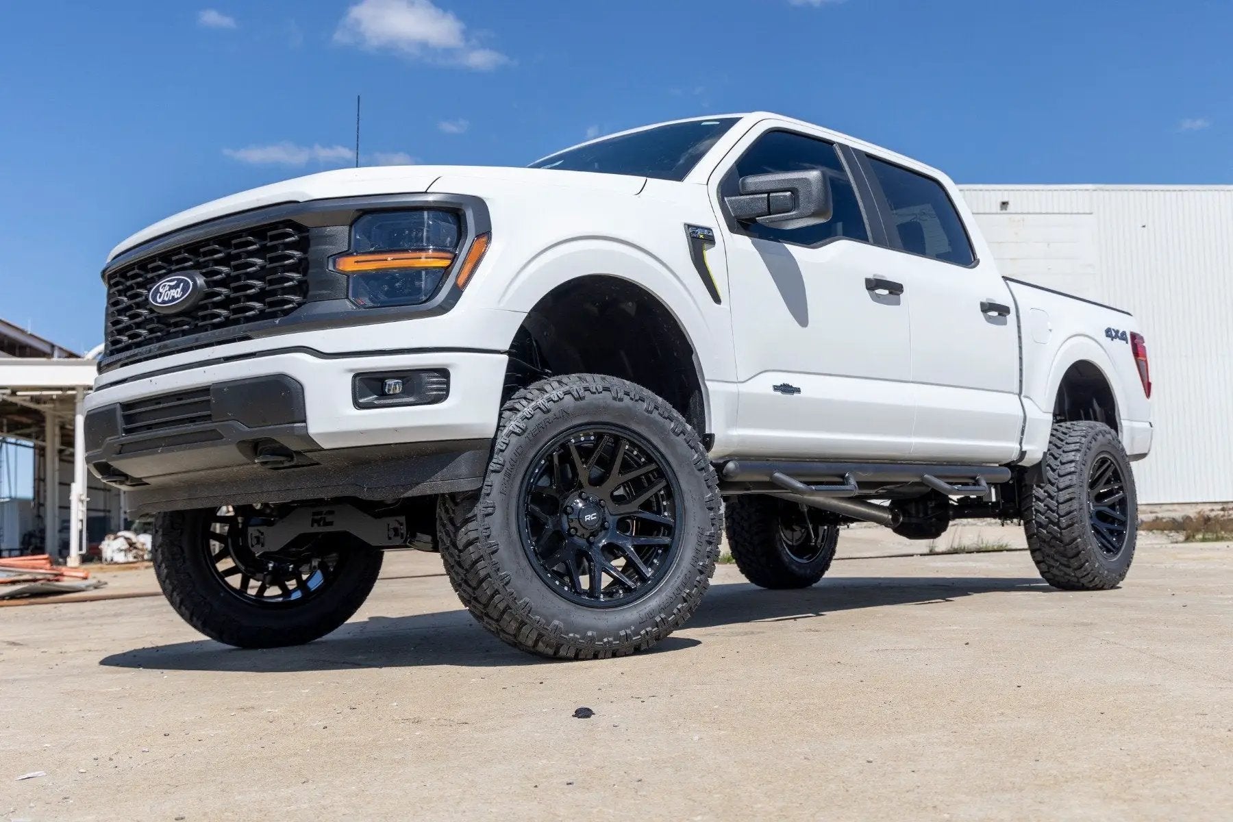 Rough Country 95 Series Wheel | One-Piece | Gloss Black | 20x10 | 6x135 | -19mm by Rough Country