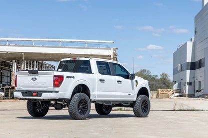 Rough Country 6 Inch Lift Kit | N3 Struts | Ford F-150 4WD (2021-2025) by Rough Country