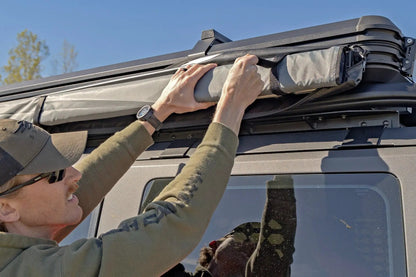 Rough Country Retractable Roof Rack Awning | 6'6" x 9'8" (Fits Trucks & SUVs) by Rough Country