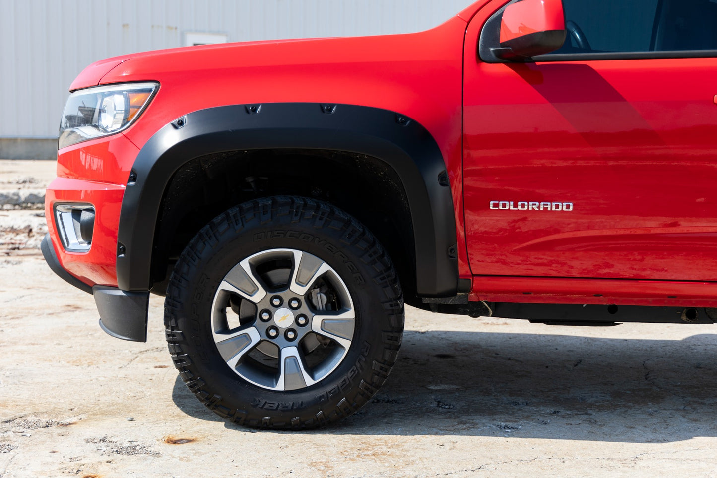 Расширители арок Pocket Style | Глянцевый черный GBA | Chevrolet Colorado 2WD/4WD (2015-2022)
