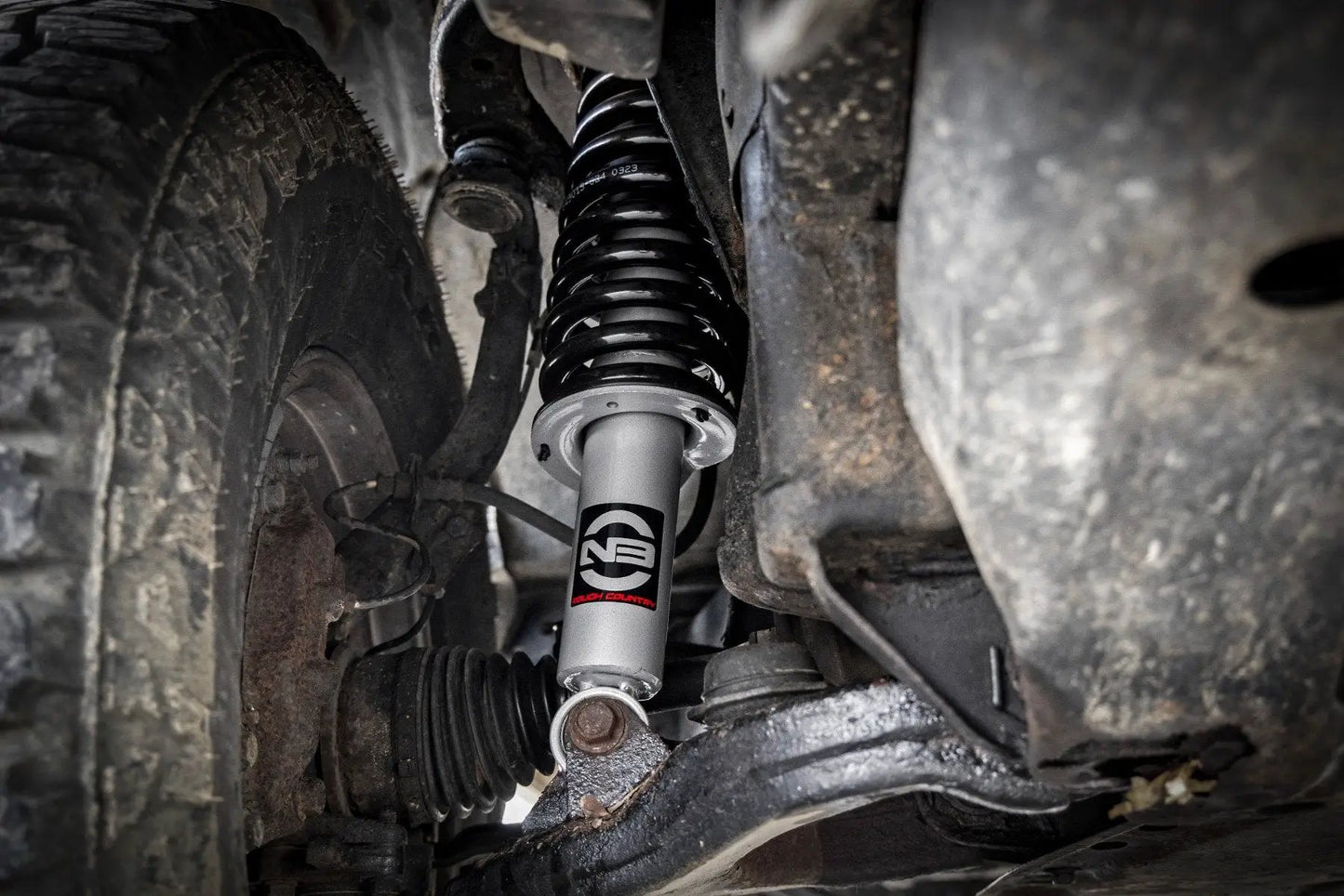 Rough Country N3 Leveling Struts | 2 Inch | Loaded Strut | Toyota 4Runner 2WD/4WD (96-02) by Rough Country