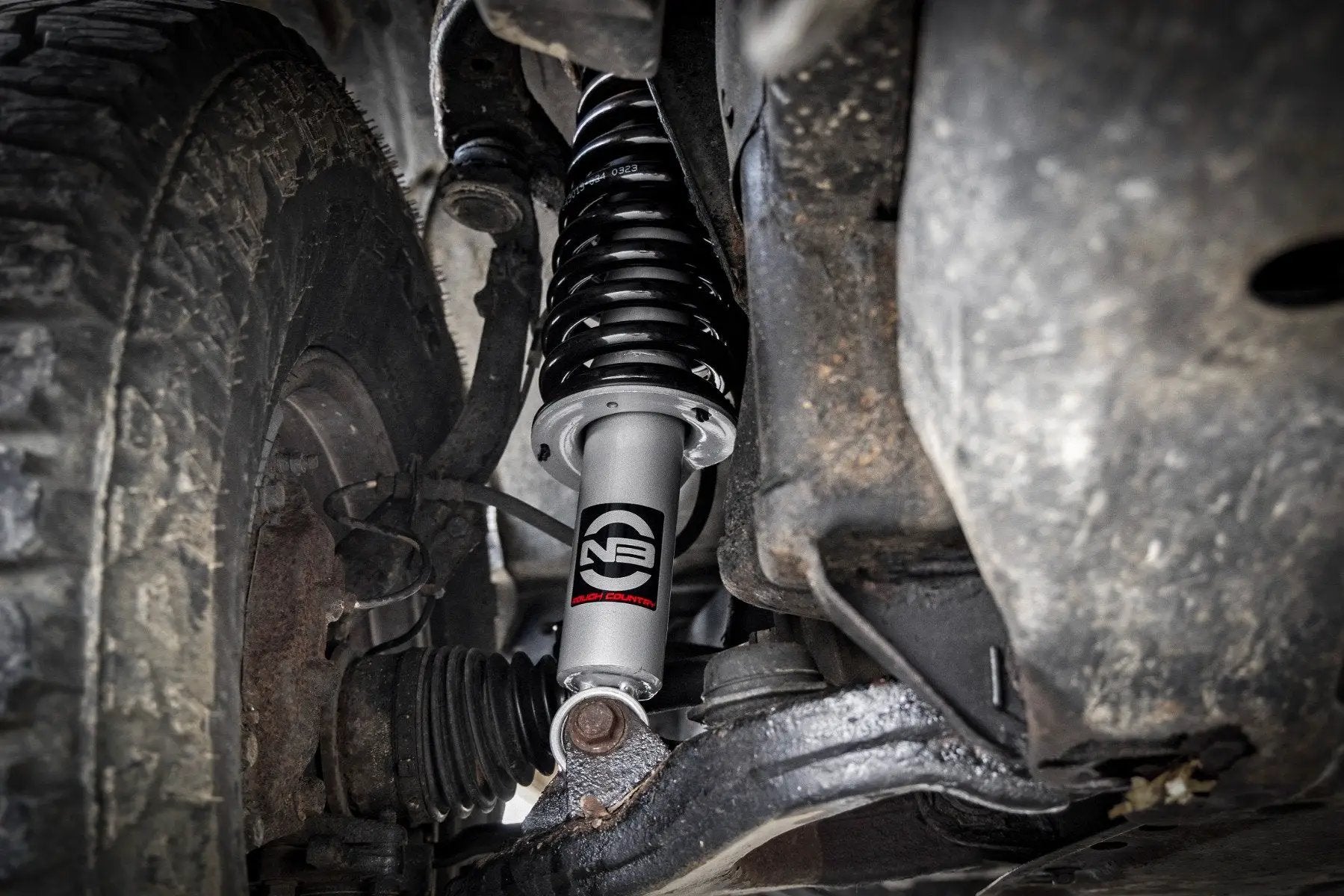 Rough Country N3 Leveling Struts | 2 Inch | Loaded Strut | Toyota 4Runner 2WD/4WD (96-02) by Rough Country