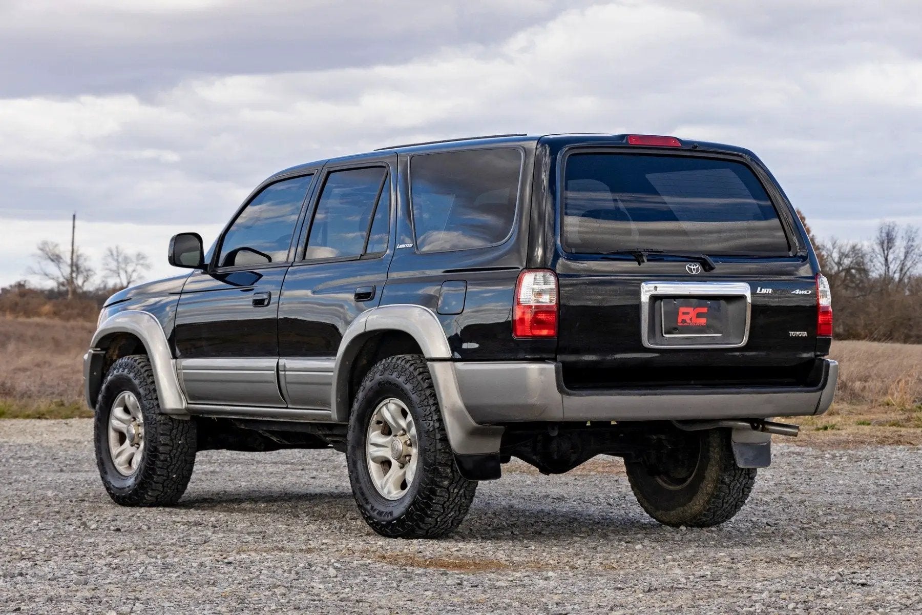 Rough Country N3 Leveling Struts | 2 Inch | Loaded Strut | Toyota 4Runner 2WD/4WD (96-02) by Rough Country
