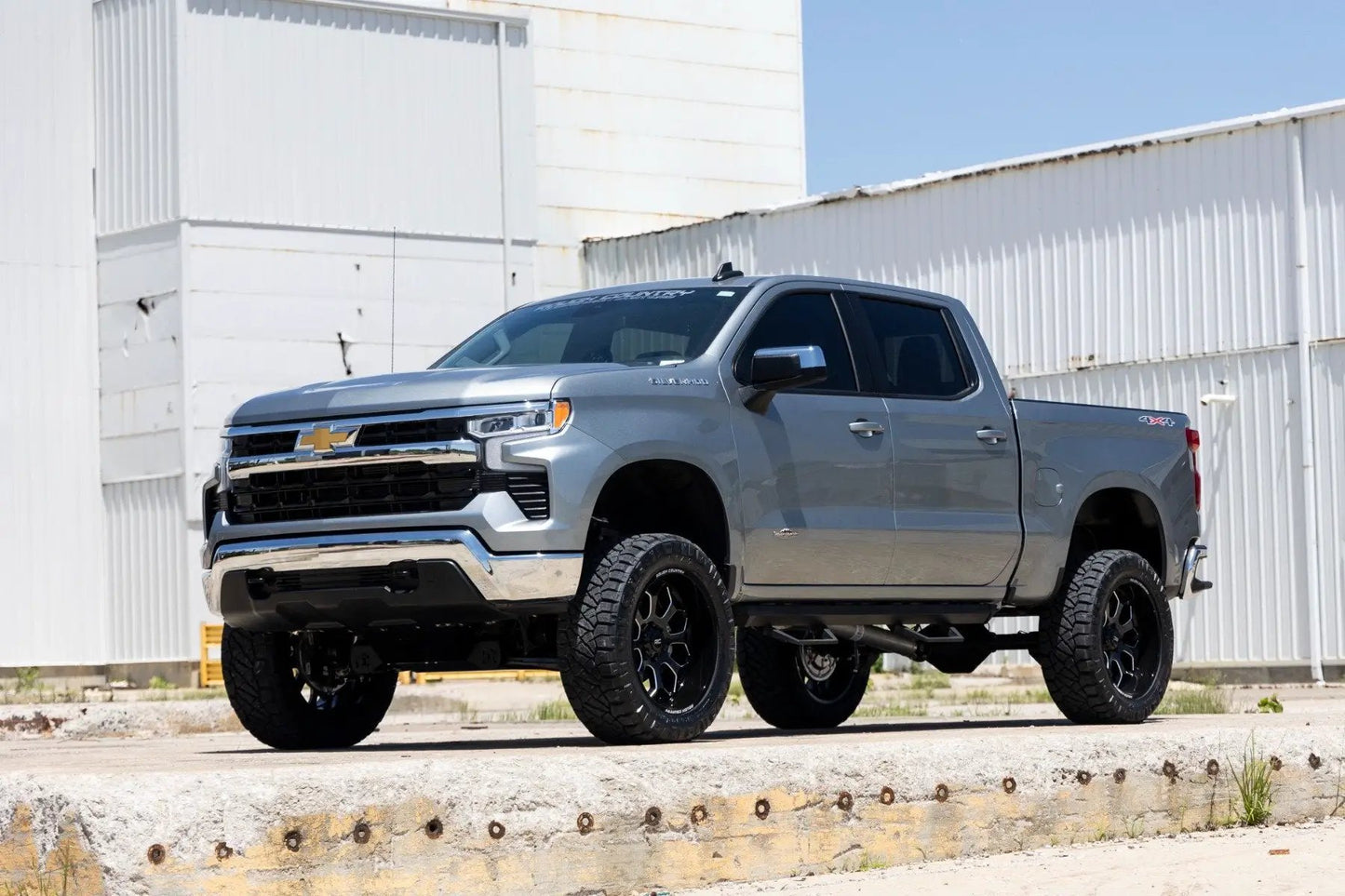 Rough Country 6 Inch Lift Kit | M1 Struts/M1 | Chevy Silverado 1500 4WD (2019-2024) by Rough Country