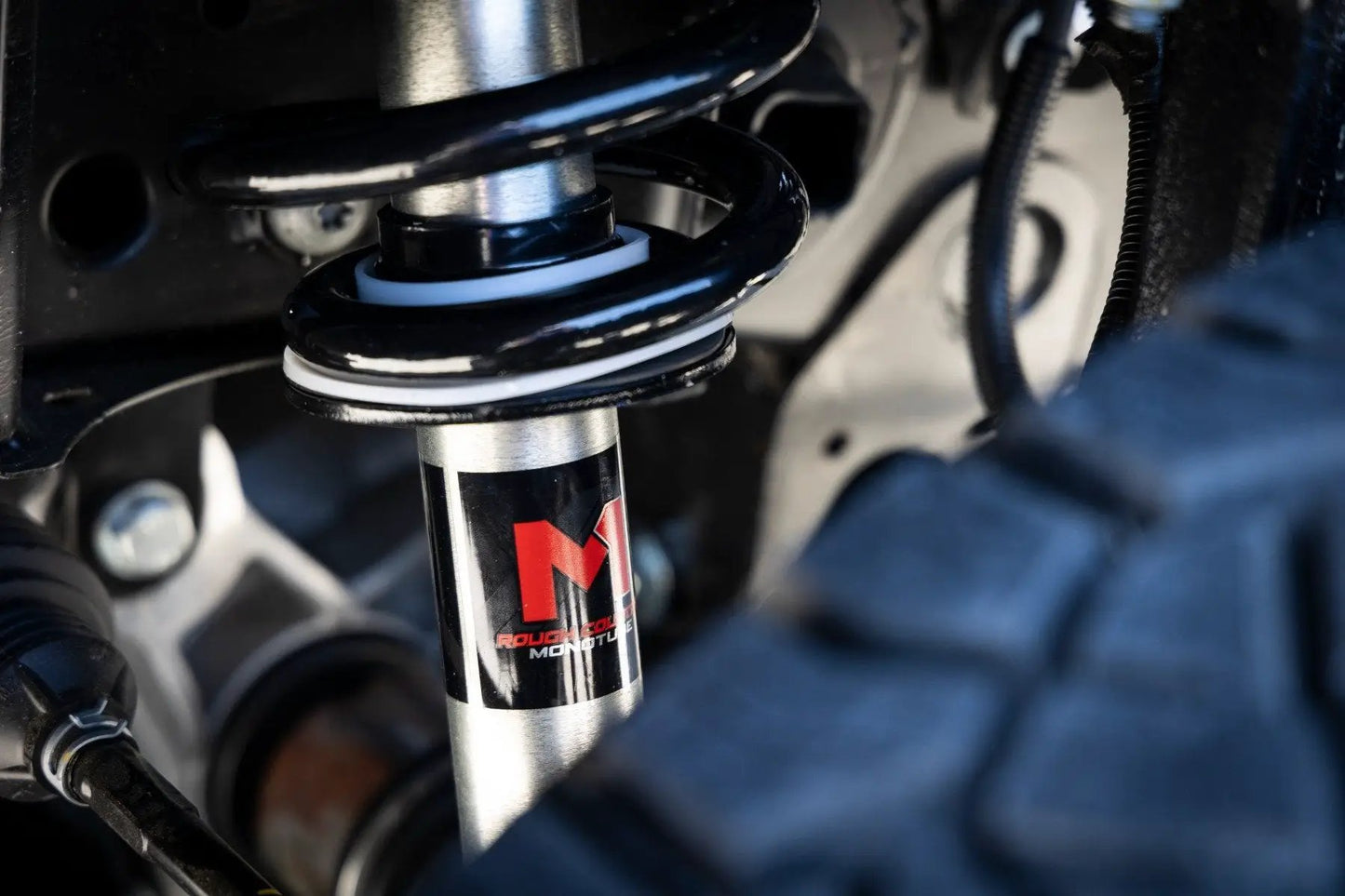 Rough Country 6 Inch Lift Kit | M1 Struts/M1 | Chevy Silverado 1500 4WD (2019-2024) by Rough Country