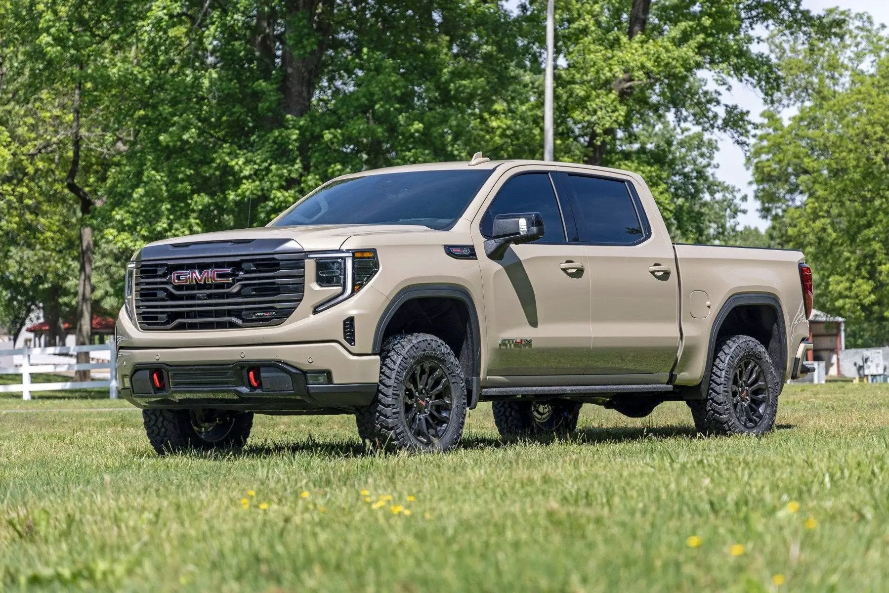 Rough Country 1.5 Inch Leveling Kit | AT4X/ZR2 | Chevy/GMC 1500 (22-26) by Rough Country