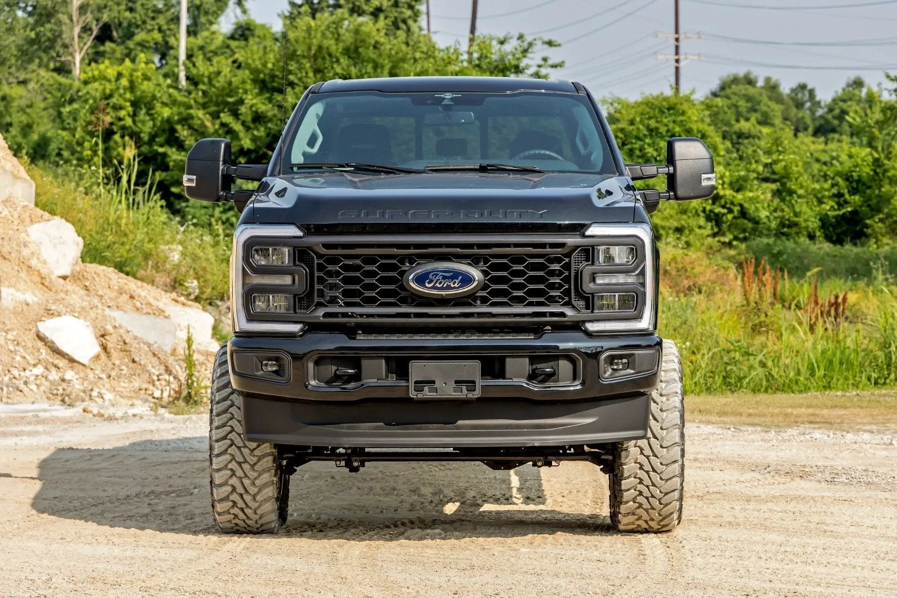 Rough Country 6 Inch Lift Kit | Radius Arm | V2 | Ford F-250/F-350 Super Duty 4WD (23-26) by Rough Country