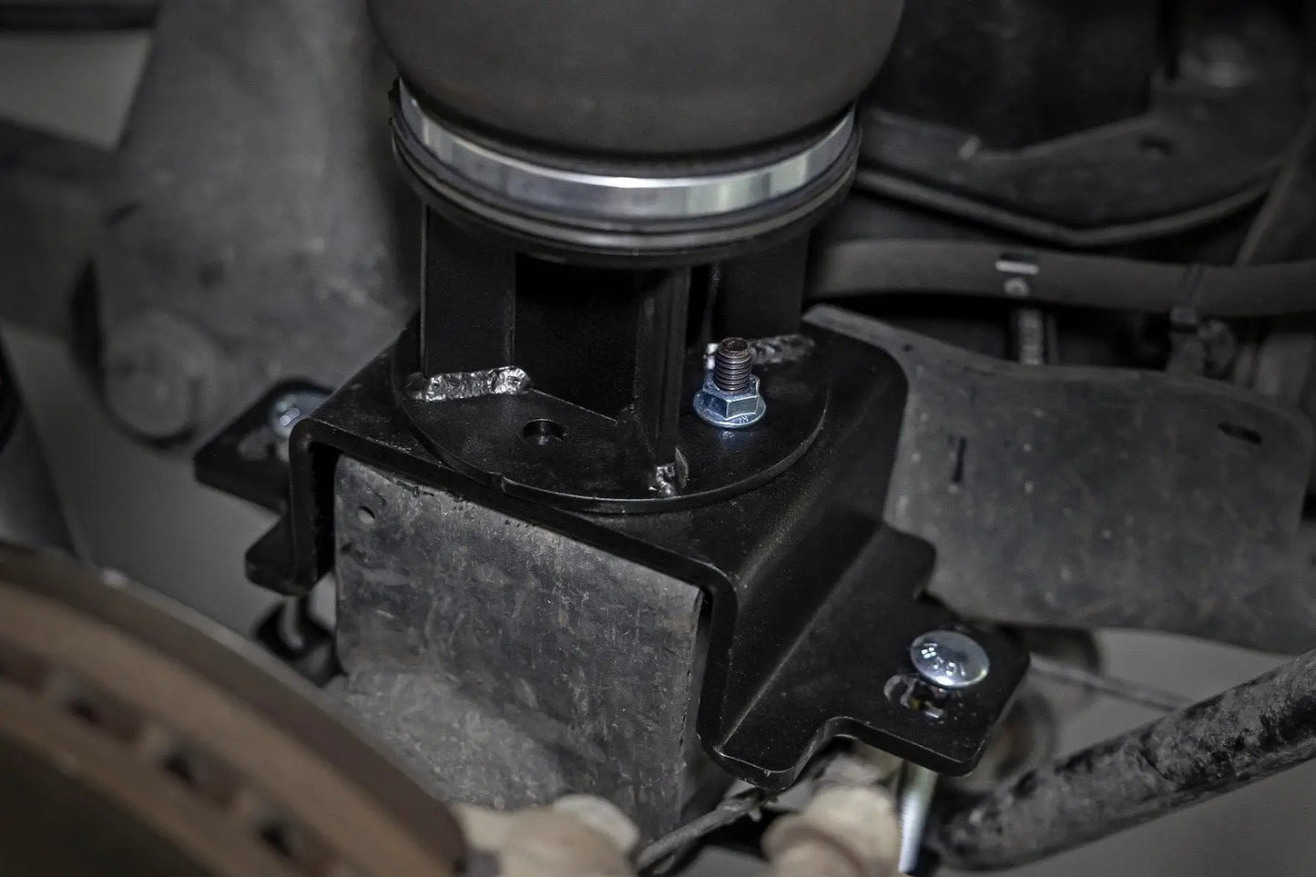 Rough Country Air Spring Kit w/compressor | Ram 2500 2WD (2014-2026) by Rough Country
