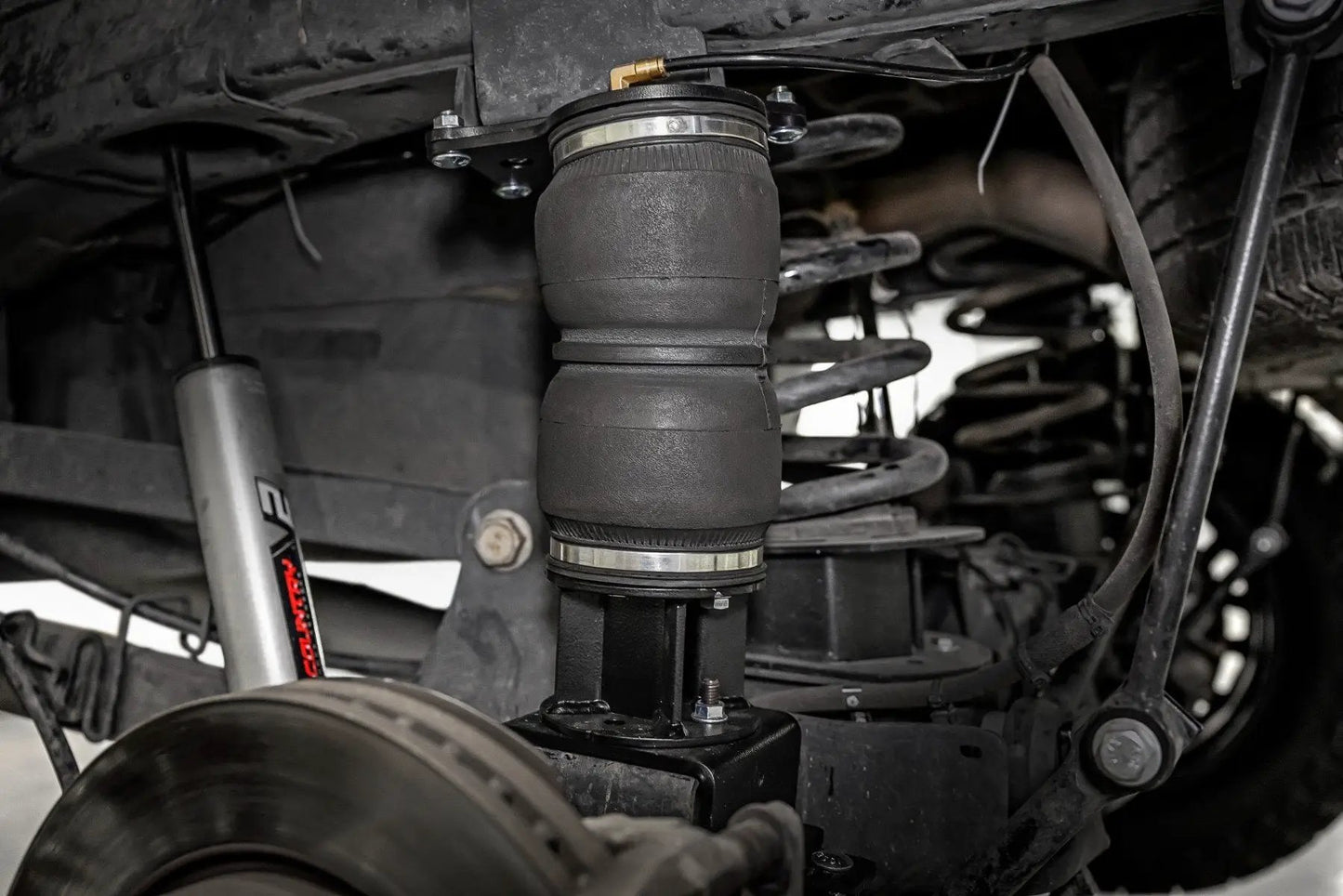 Rough Country Air Spring Kit w/compressor | Ram 2500 4WD (2014-2025) by Rough Country