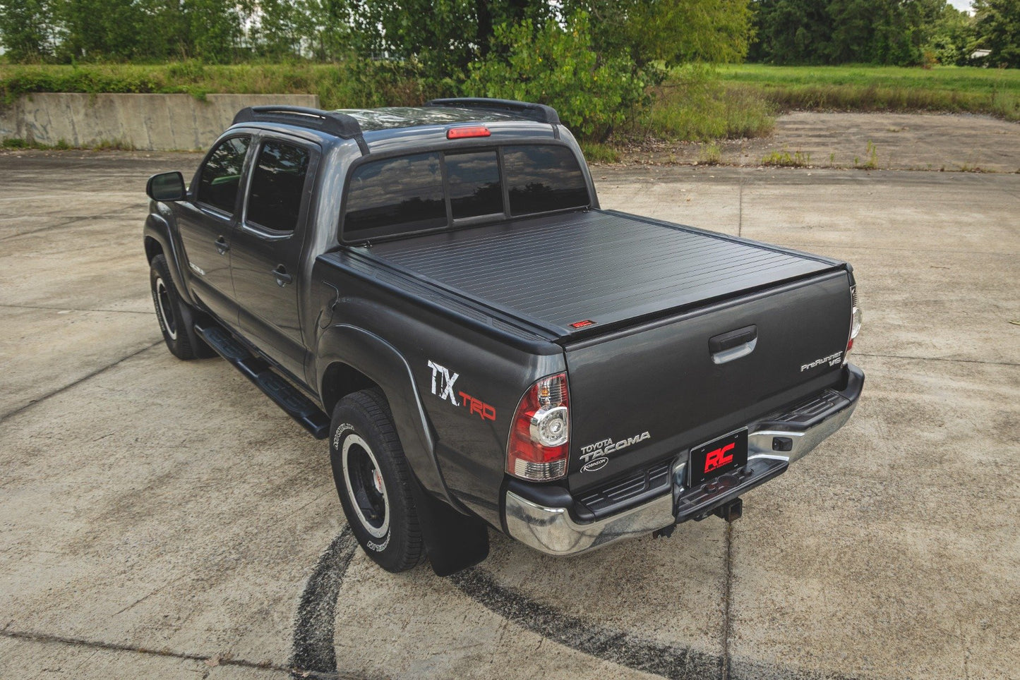Cubierta de caja rígida enrollable | Caja de 5 pies | Toyota Tacoma 2WD/4WD (2005-2015)