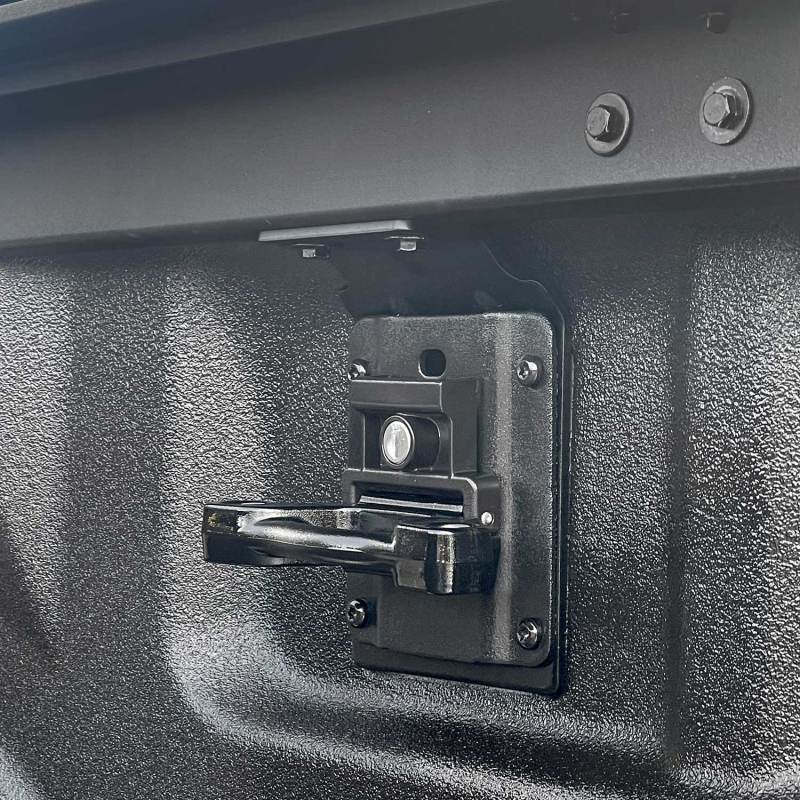 EGR Retractable Bed Covers by EGR