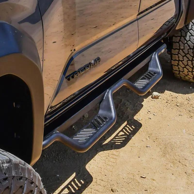 Westin WES Nerf Bars - Outlaw by Westin