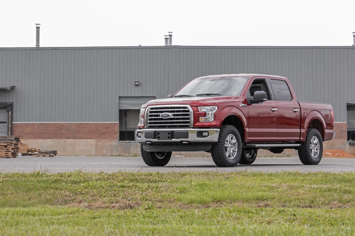 Rough Country N3 Leveling Struts | 2 Inch | Loaded Strut | Ford F-150 4WD (2014-2025)