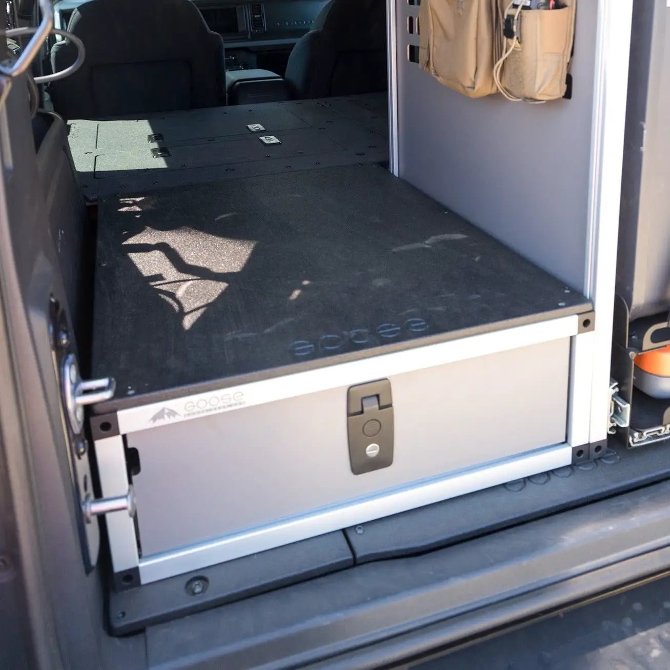 Ford Bronco 2021-Present 6th Gen. - Single Drawer Module with Top Plate - 22 3/16" Wide x 8" High x 28" Depth by Goose Gear