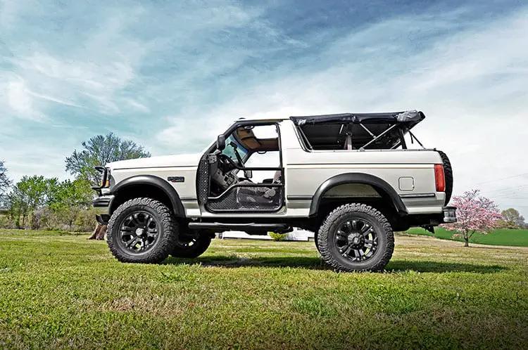 Rough Country 4 Inch Lift Kit | Rear Blocks | Ford Bronco 4WD (1980-1996) by Rough Country