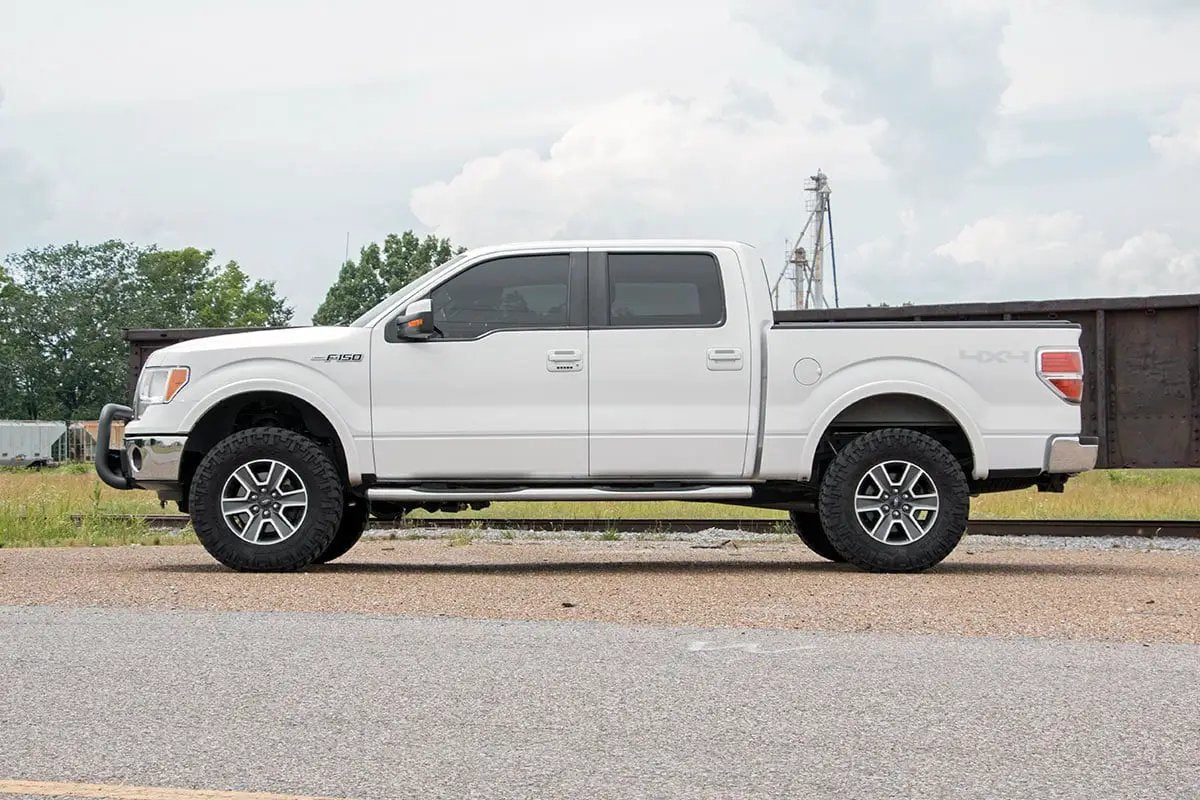 Rough Country 3 Inch Lift Kit | Ford F-150 4WD (2009-2013) by Rough Country