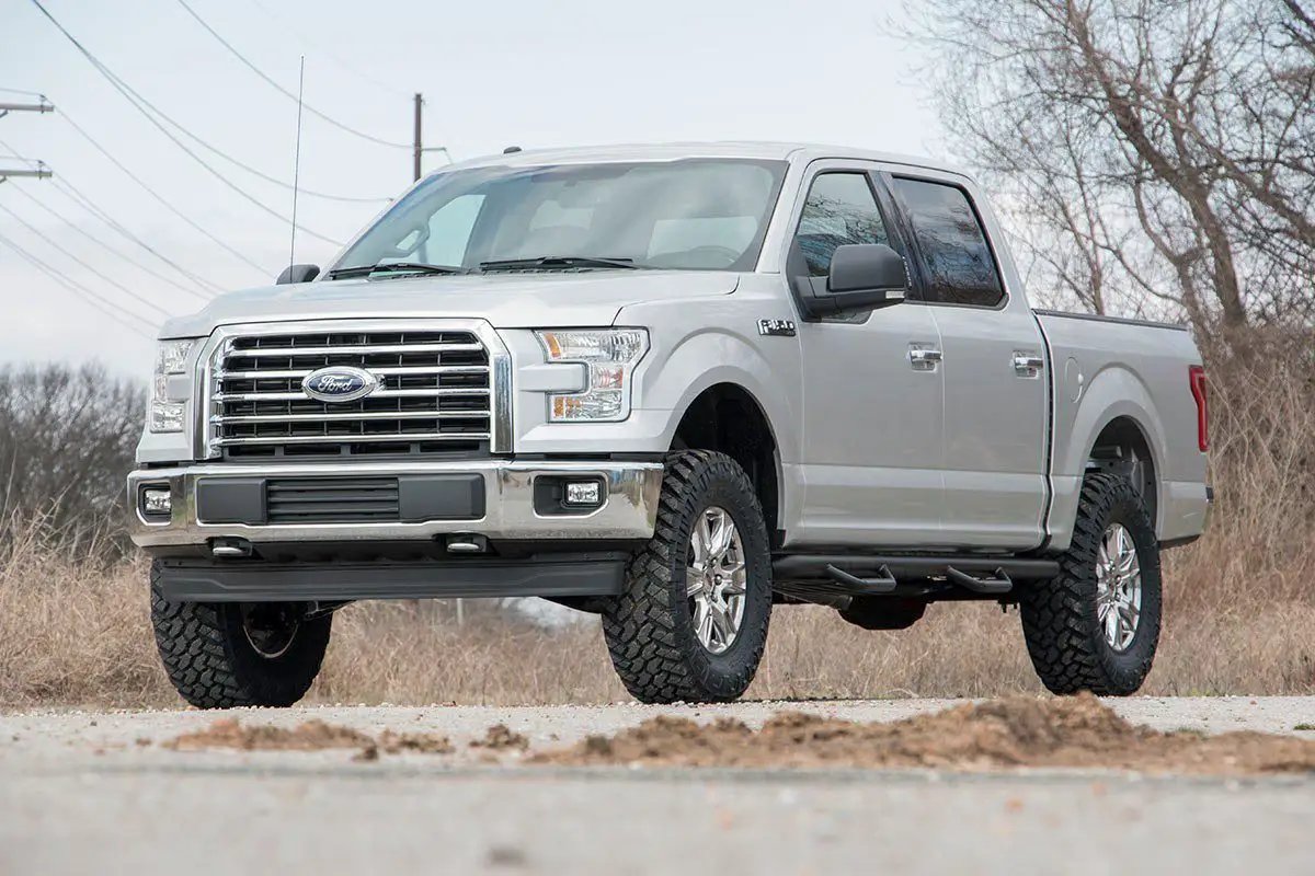 Rough Country 3 Inch Lift Kit | N3 Struts | Ford F-150 4WD (2014-2020) by Rough Country