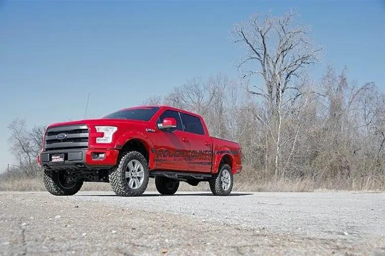 Rough Country 4 Inch Lift Kit | Ford F-150 4WD (2015-2020) by Rough Country