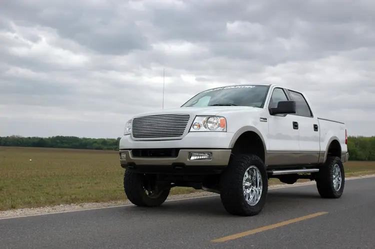 Rough Country 6 Inch Lift Kit | M1 | Ford F-150 4WD (2004-2008) by Rough Country