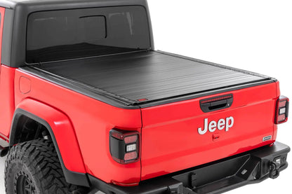 Rough Country Hard Roll Up Bed Cover | 5' Bed | Jeep Gladiator JT 4WD (2020-2025) by Rough Country
