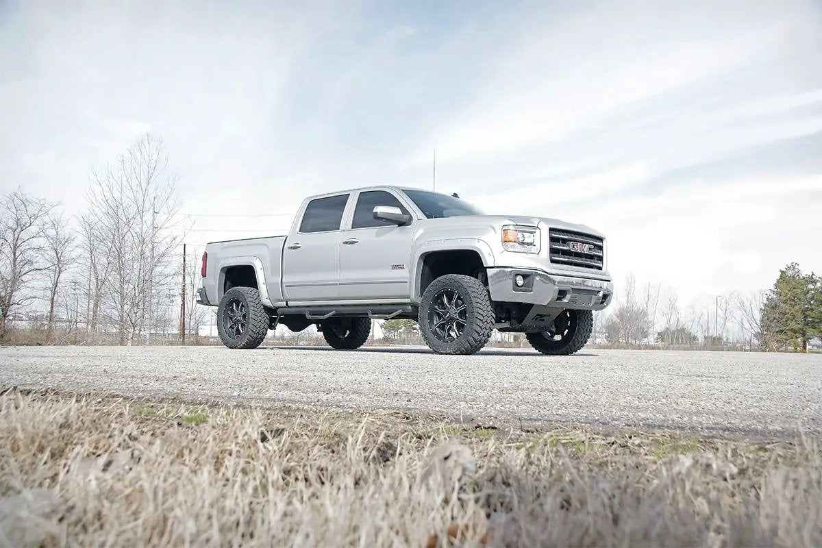 Rough Country 5 Inch Lift Kit | Cast Steel | N3 Struts | Chevy/GMC 1500 (14-18 & Classic) by Rough Country