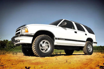 Rough Country 2.5 Inch Lift Kit | Chevy/GMC Blazer/S15 Jimmy/Sonoma 4WD by Rough Country