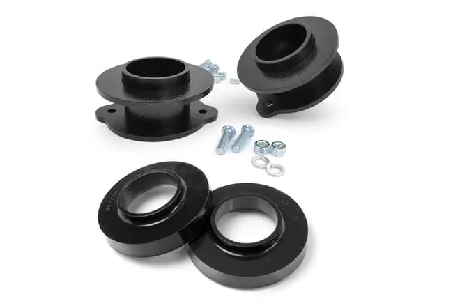 Rough Country 2 Inch Lift Kit | Chevy/GMC Envoy/Trailblazer 2WD/4WD (2002-2009) by Rough Country