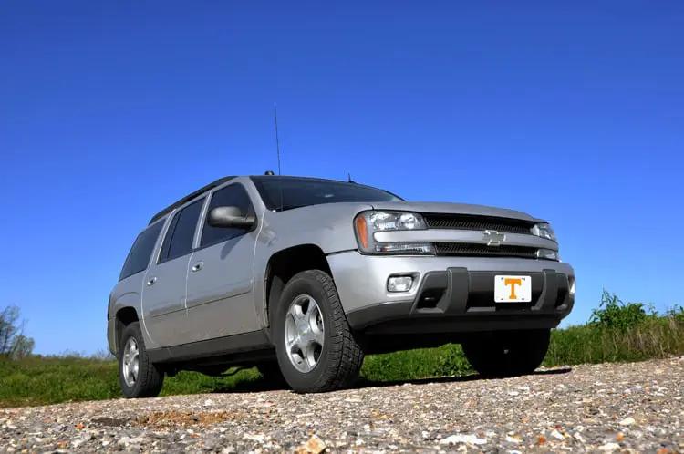 Rough Country 2 Inch Lift Kit | Chevy/GMC Envoy/Trailblazer 2WD/4WD (2002-2009) by Rough Country
