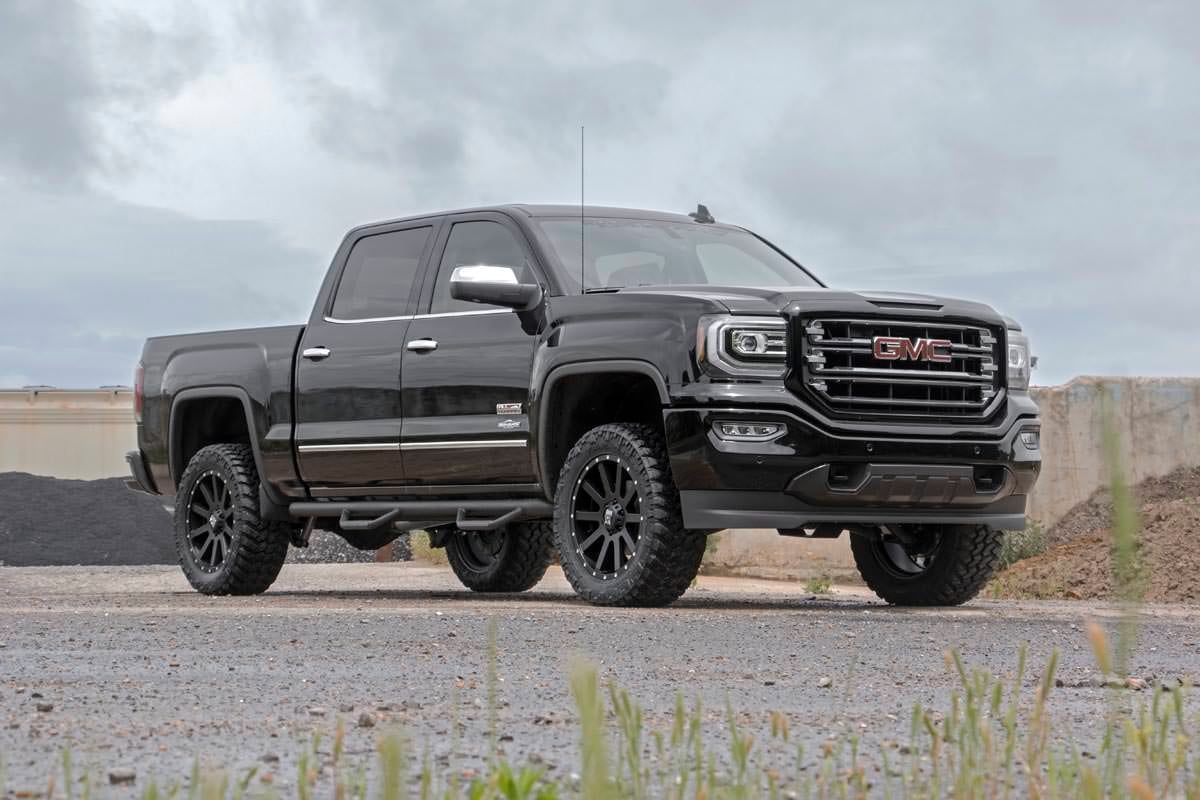 Kit de elevación de 3.5 pulgadas | Brazos de control superiores forjados | Amortiguadores M1 | Chevy/GMC 1500 (14-16)