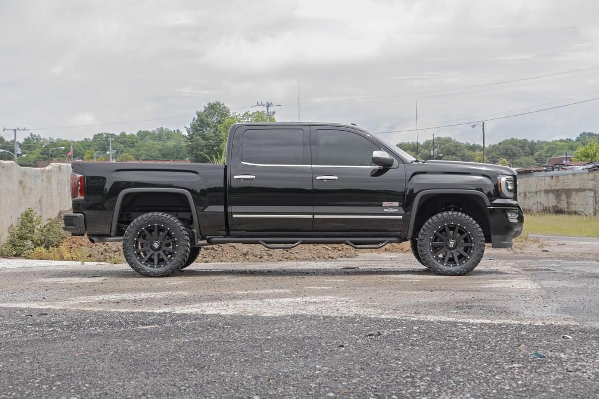 Rough Country 3.5 Inch Lift Kit | Forged UCA | Vertex/V2 | Chevy/GMC 1500 (07-16)