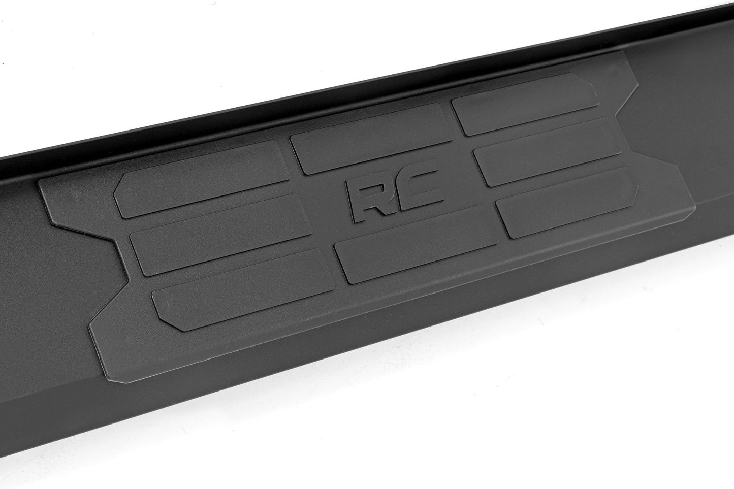 Estriberas de Aluminio HD2 | Doble Cabina | Nissan Titan 2WD/4WD (2004-2024)