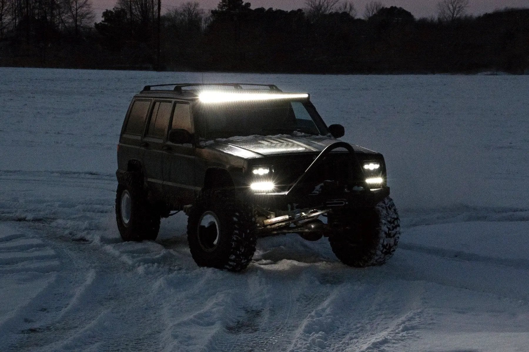 Rough Country 4.5 Inch Lift Kit | Rear AAL | Jeep Cherokee XJ 2WD/4WD (1984-2001) by Rough Country