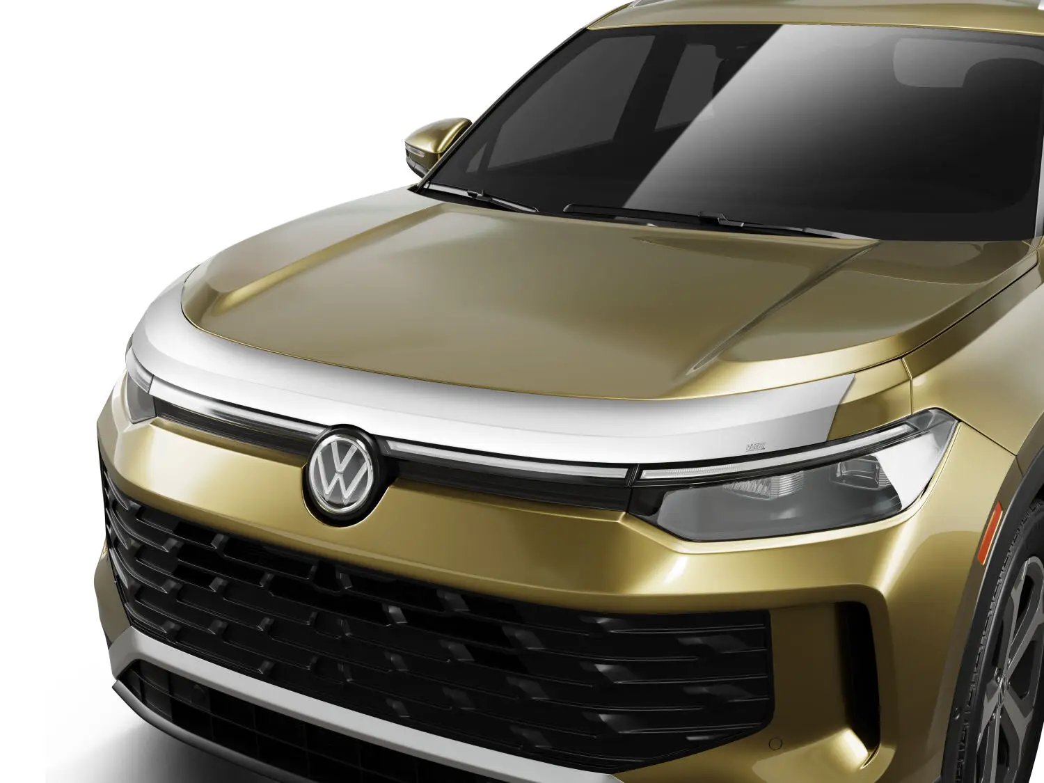 Husky Liners Husky Aeroskin Hood Protector - Chrome by Husky Liners