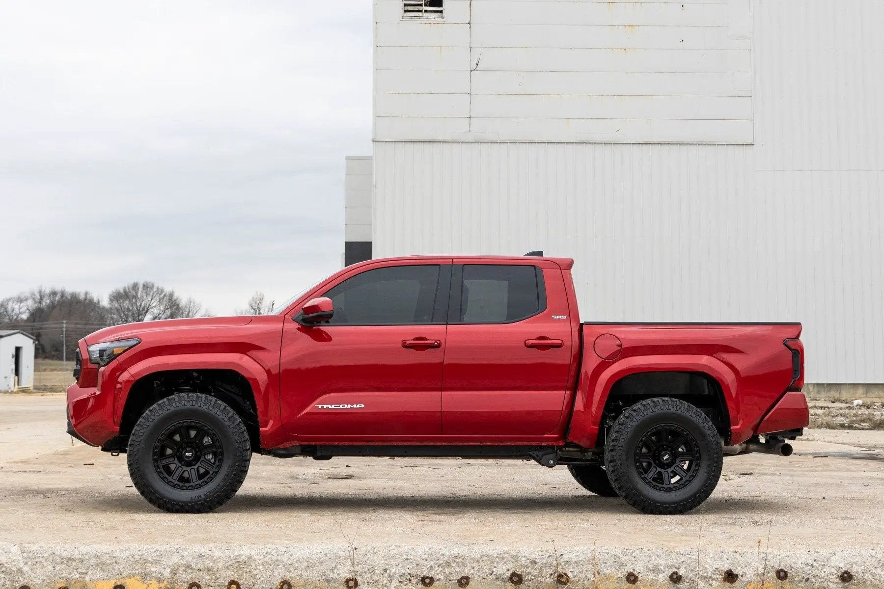 Rough Country 1.5 Inch Leveling Kit | Toyota Tacoma 4WD (2024-2025) by Rough Country