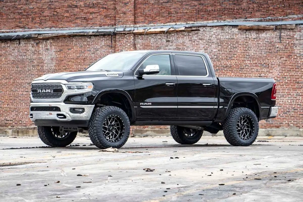 Rough Country 5 Inch Lift Kit | Air Ride | Ram 1500 4WD (2019-2024) by Rough Country