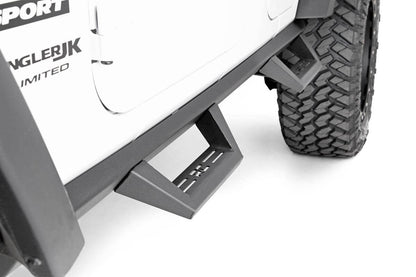 Изогнутые подножки | 4-дверные | Jeep Wrangler Unlimited 2WD/4WD (2007-2018)