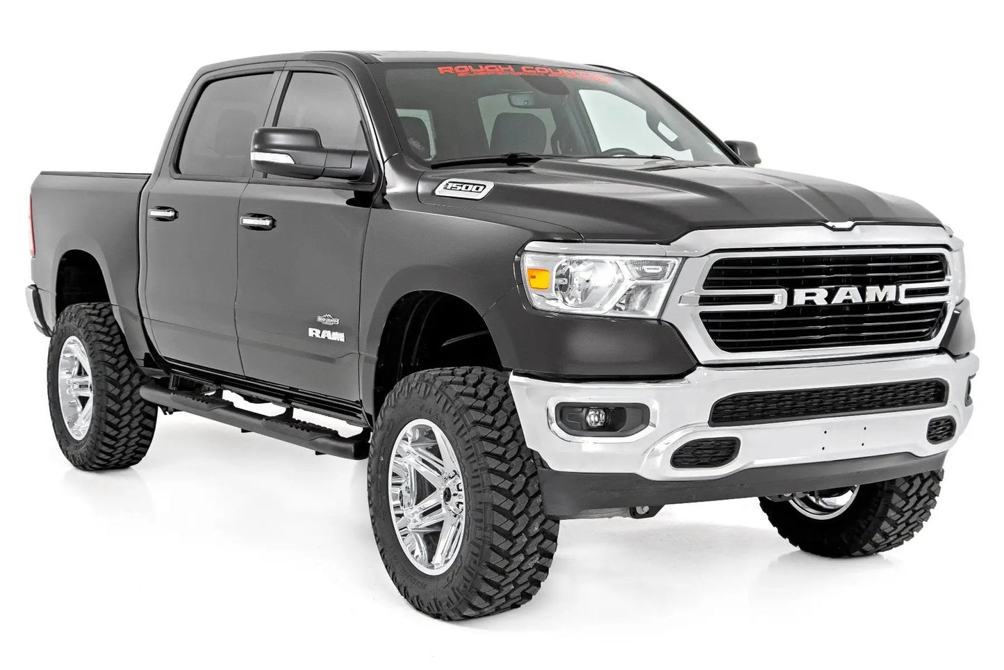 Rough Country Oval Nerf Step | Crew Cab | Black | Ram 1500 (19-26)/1500 TRX (21-24) by Rough Country