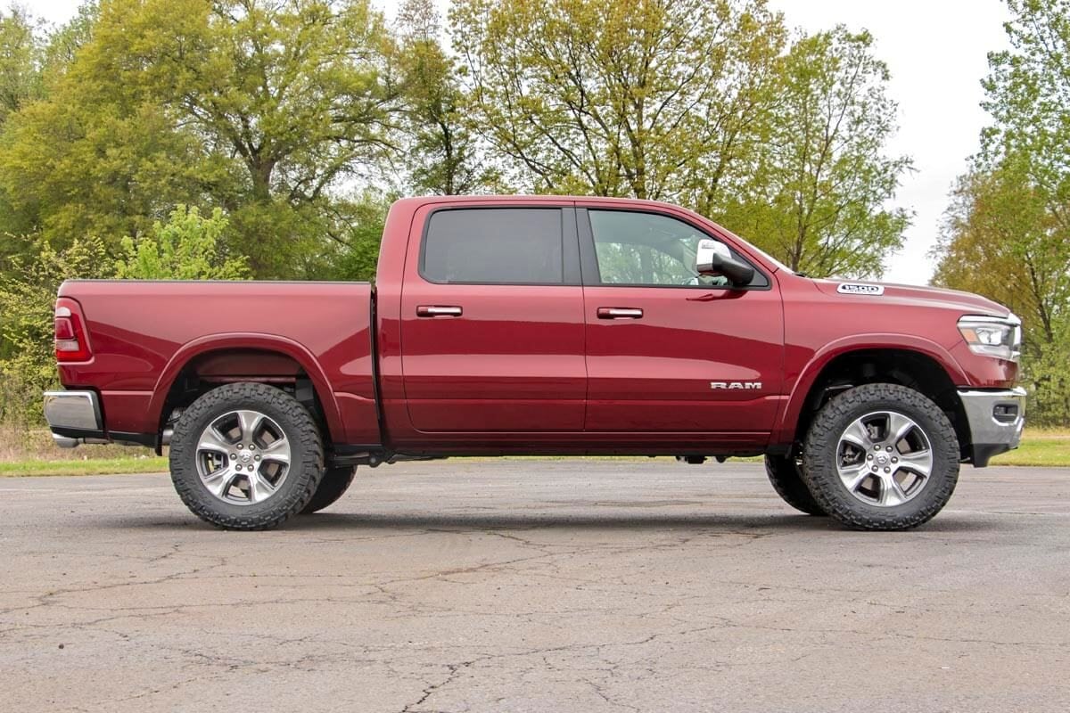 Kit de elevación de 3.5 pulgadas | Amortiguadores M1/M1 | Ram 1500 2WD/4WD (2019-2026)