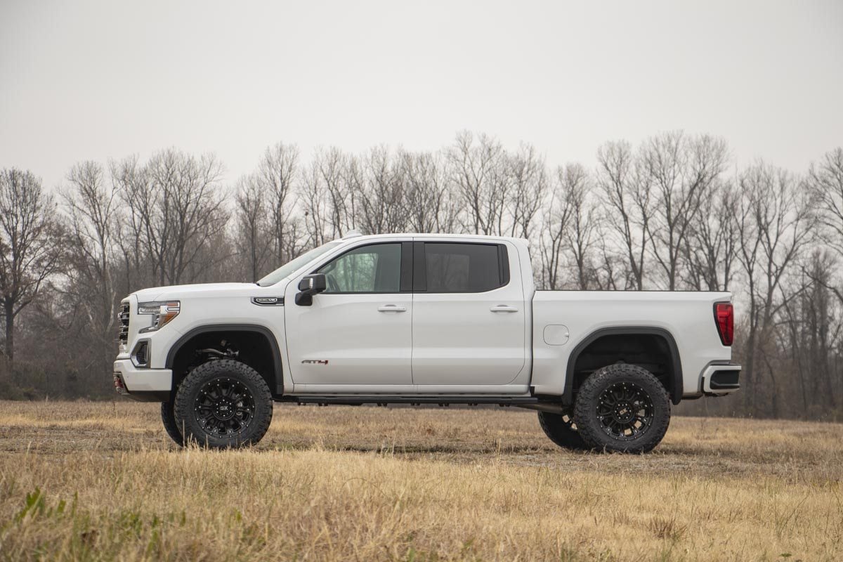 Rough Country 4 Inch Lift Kit | AT4/Trailboss | Chevy/GMC Sierra 1500 (19-24)/Silverado 1500 (19-24)