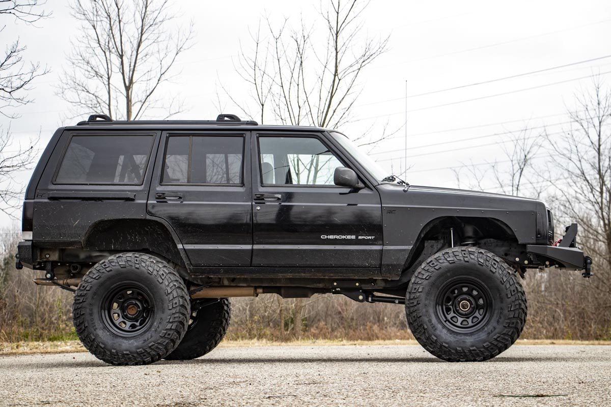 Rough Country Lower Door Armor | 4 Door | Jeep Cherokee XJ 2WD/4WD (1984-2001)