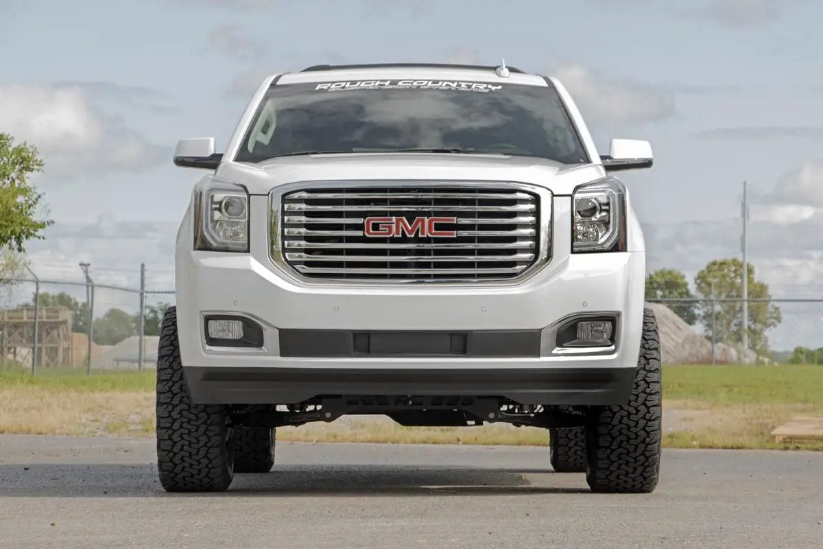 Rough Country 6 Inch Lift Kit | Mag-ride Auto-Lev | Chevy/GMC SUV 1500 4WD (2015-2020) by Rough Country