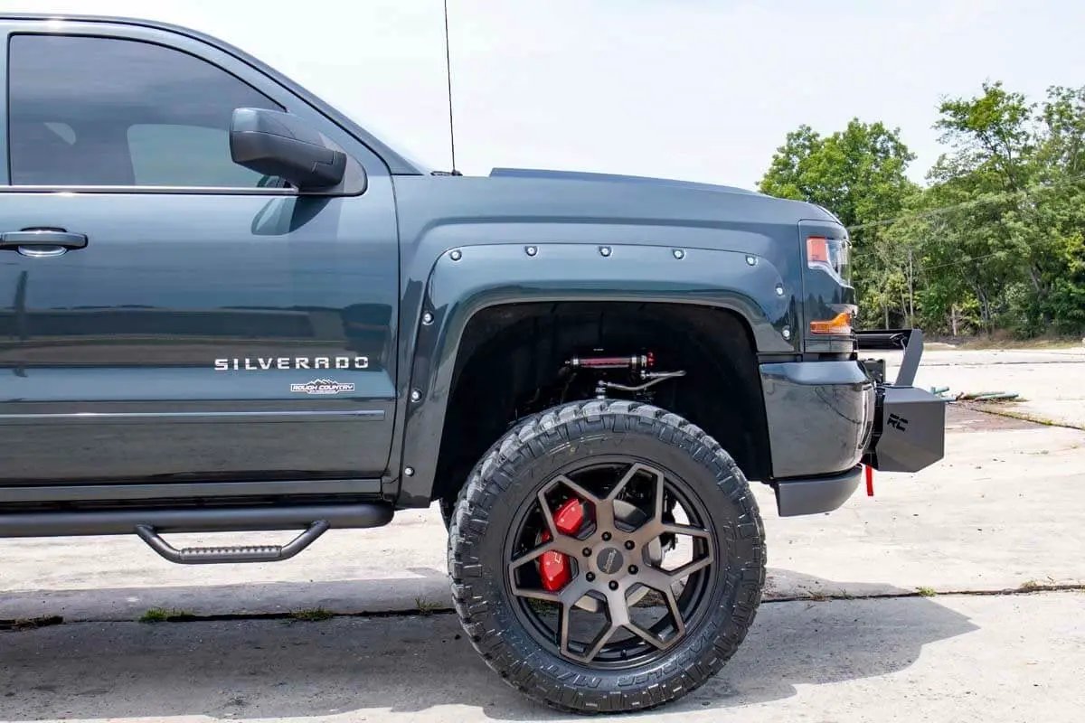 Rough Country 7 Inch Lift Kit | Bracket | Vertex/V2 Shks | Chevy/GMC 1500 (14-16) by Rough Country
