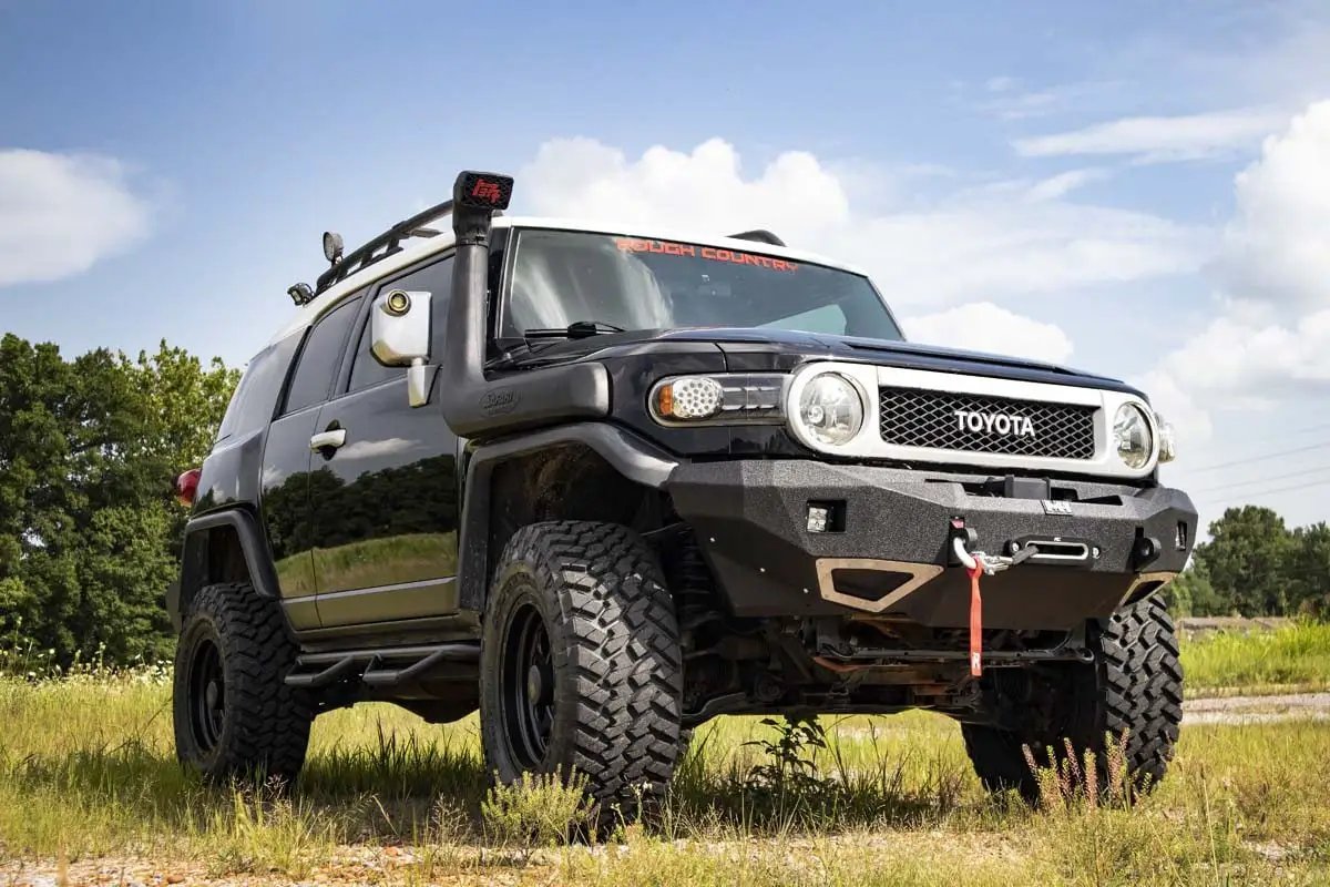 Rough Country 3 Inch Lift Kit | Toyota 4Runner (03-09)/FJ Cruiser (07-14) 2WD/4WD by Rough Country