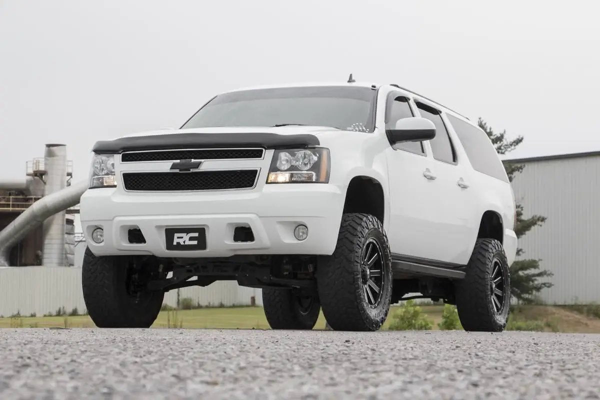 Rough Country 7 Inch Lift Kit | Vertex Coilovers | Chevy/GMC SUV 1500 2WD/4WD (2007-2014) by Rough Country